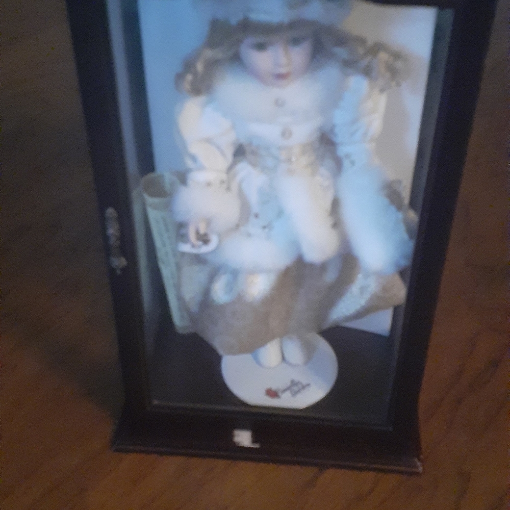 EXQUISITE NEW IN GLASS CASE Soft Expressions 16" Bisque Porcelain Doll.